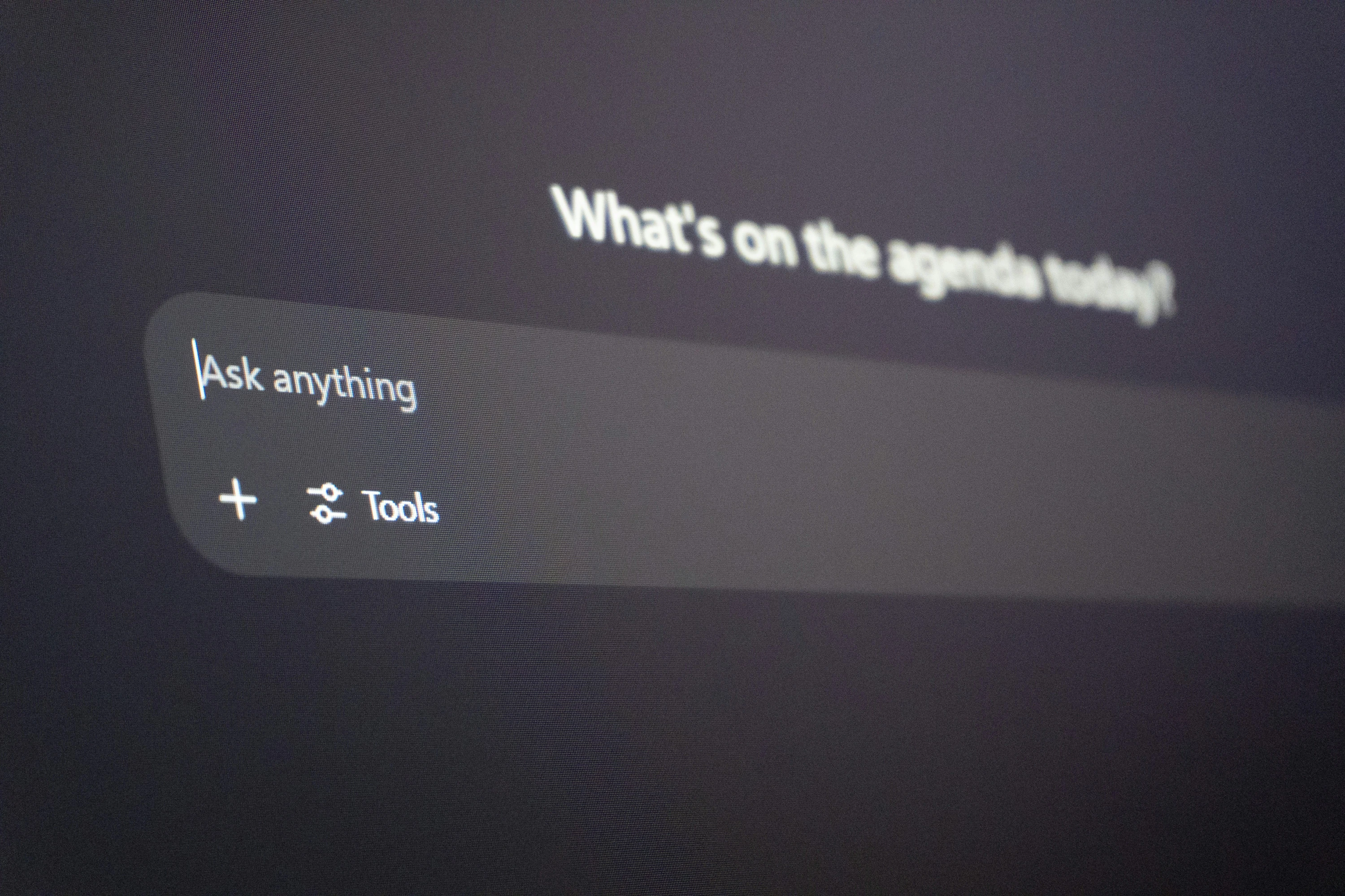 Melampaui Chatbot: Bagaimana Agentic AI Mengubah Wajah Industri di 2026